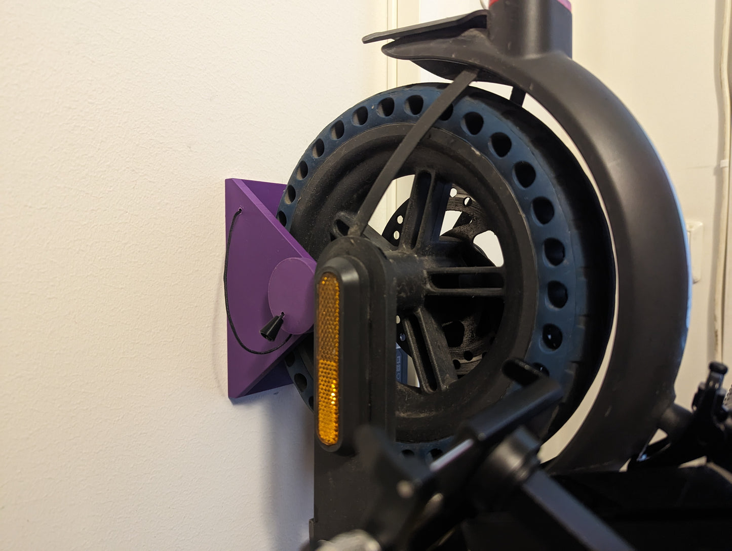 Scooter holder | Wall Mounted